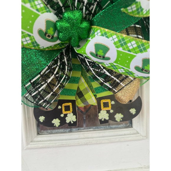 Happy Saint Patrick’s Day Leprechauns Mesh Ribbon Wreath Door Hanger - Picture 4 of 9